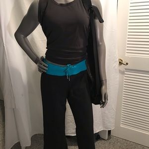 Lululemon Capri yoga pants